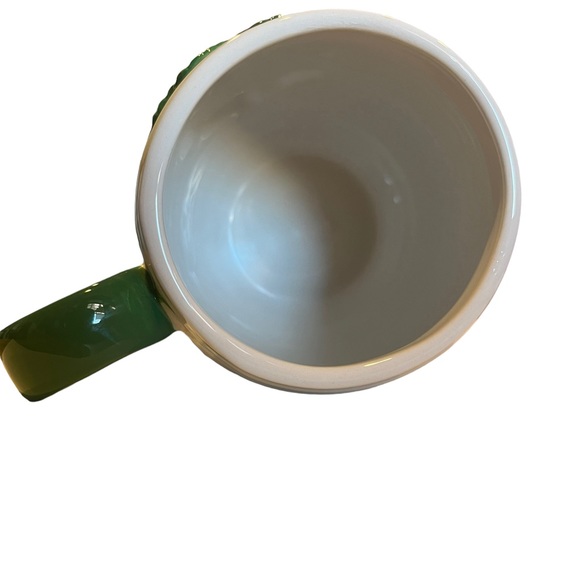 St. Patrick’s Day Mug, Four Leaf Clover, Green and White Shamrock (Lang) Mug - Picture 3 of 4